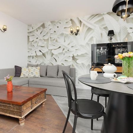 Blonia Wilanowskie Apartment Warsaw By Noclegi Renters Exterior foto