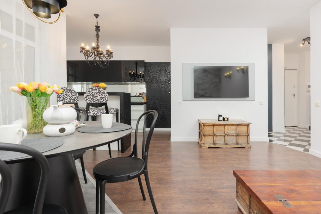 Blonia Wilanowskie Apartment Warsaw By Noclegi Renters Exterior foto